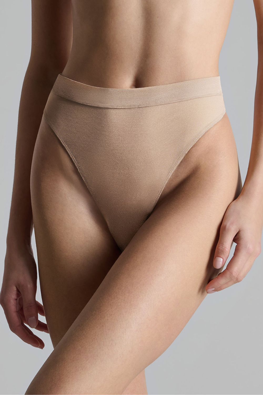 Maison Close Corps à Corps High Waist Thong Vanilla